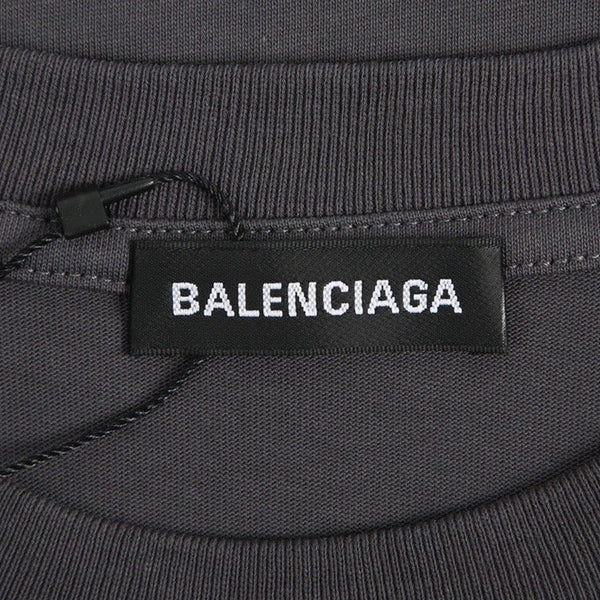 BALENCIAGA DETAILED LOOK