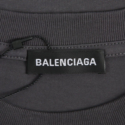 BALENCIAGA DETAILED LOOK