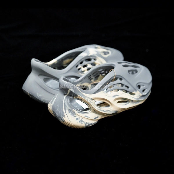 Adidas Yeezy Foam Runner Moon Grey -GOD PREMIUM-